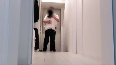 漂亮大奶美女 大清早骚逼痒想要了 撅着大白屁屁被无套输出 爽叫连连